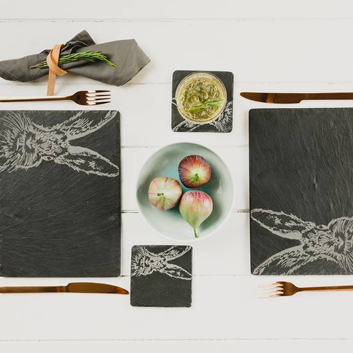 2 sets de sol en ardoise lièvre pour la vente par Selbrae House Ltd