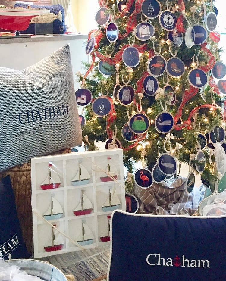 Peachy Pendants - Wholesale Ornament - Christmas Ornament - Custom Entering Town4