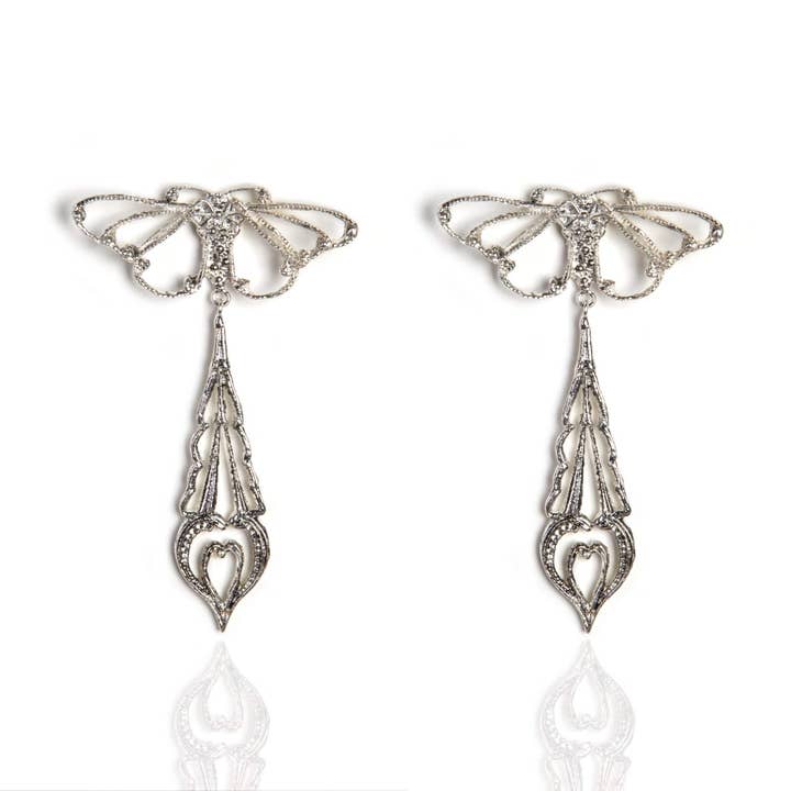 Boucles d'oreilles pendantes Light Seeker pour la vente par VSA Designs Inc.