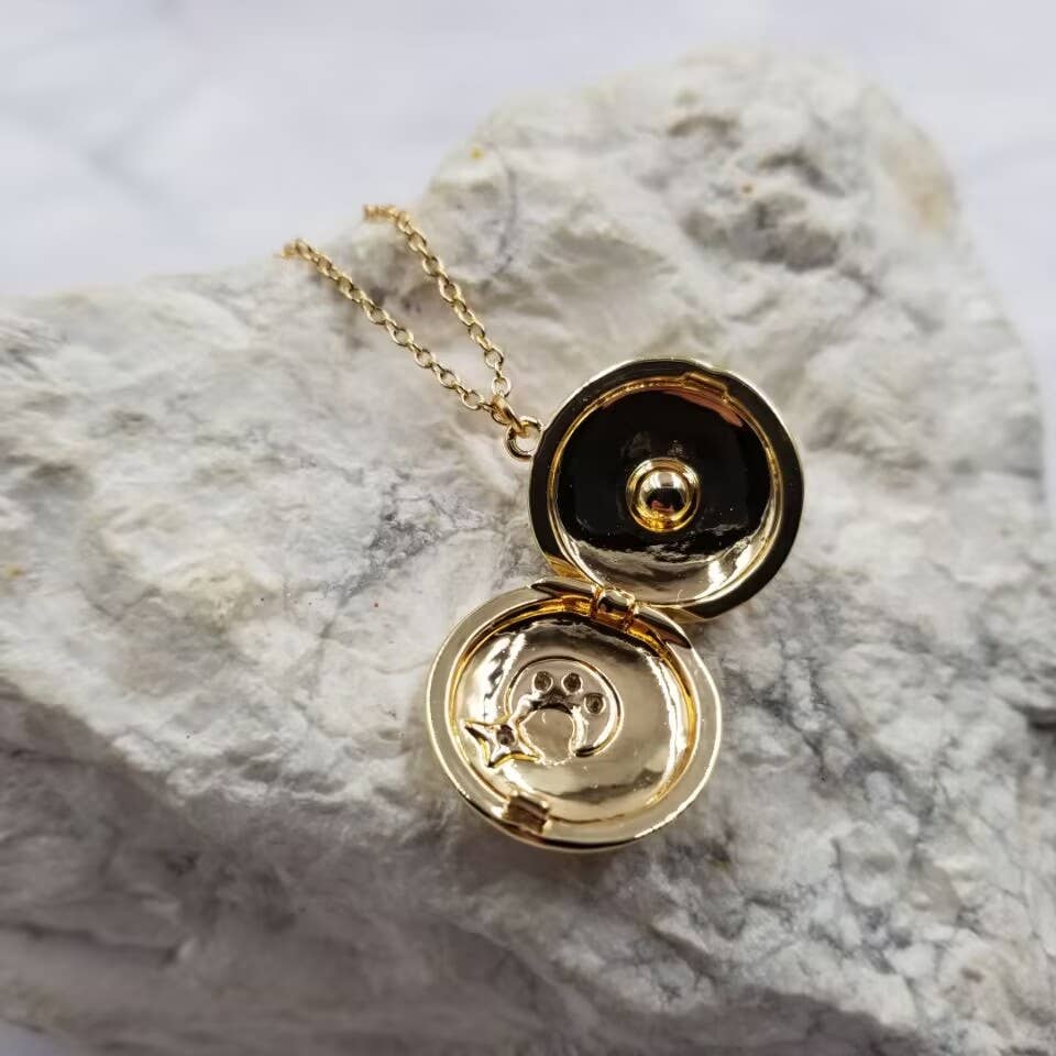The Pretty Jewellery - Wholesale Pendant/Charm Necklace - Sun and Moon Locket Necklace2