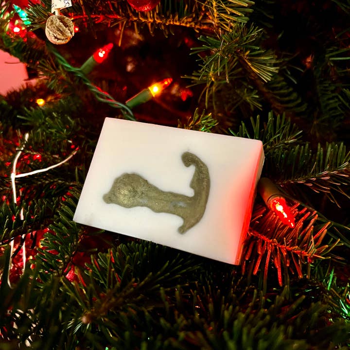 Natürliche Sheabutterseife „Cape Balsam Cedar“ für den Großhandel von Manda Making Memories