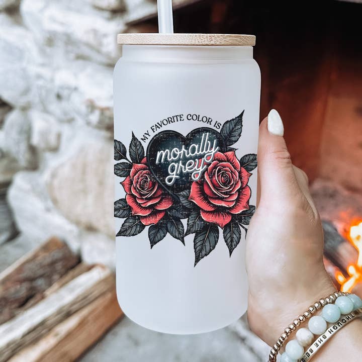 Moralement gris est ma couleur préférée Gobelet givré avec couvercle en bambou | Littéraire pour la vente par DIYxe