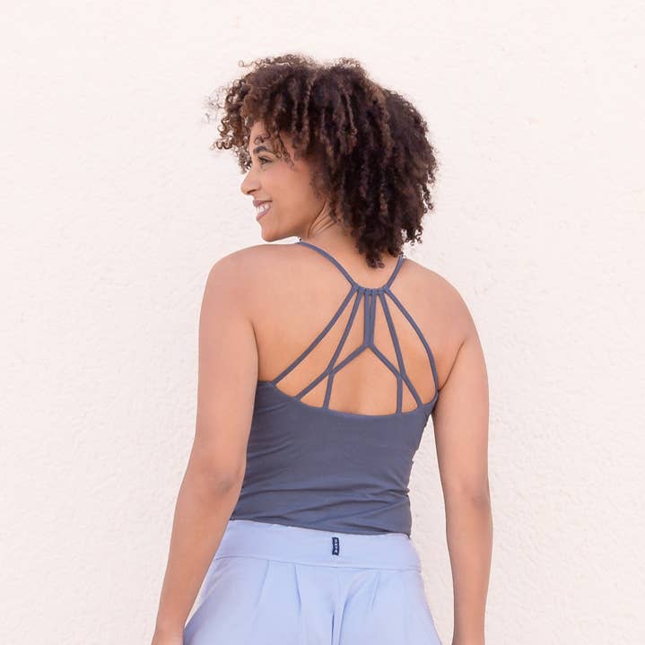 Haut ajusté Nicole, Cordons croisés, Fronces, Camouflant pour la vente par Jaya