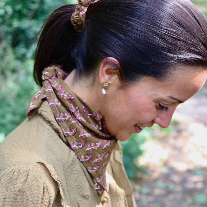 Maho - Wholesale Scrunchie - Women's - Bridget Olive Flowers8