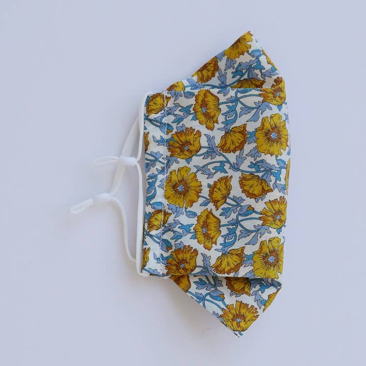 Masque facial en tissu, origami plié pour la vente par Hadley Girl