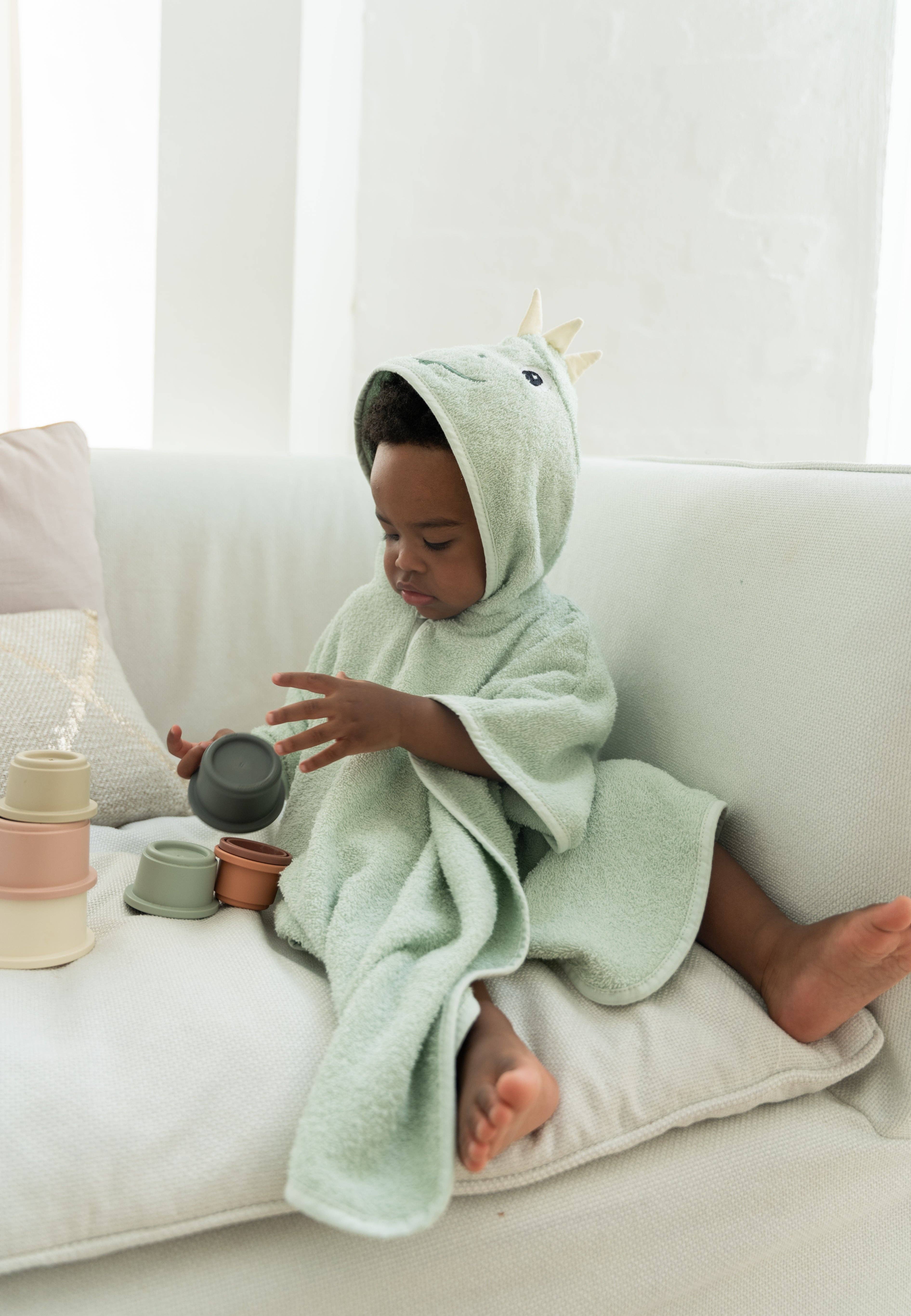 Liliput - Wholesale Poncho Towel - Kids & Baby - Green hooded poncho with dinosaur spikes1