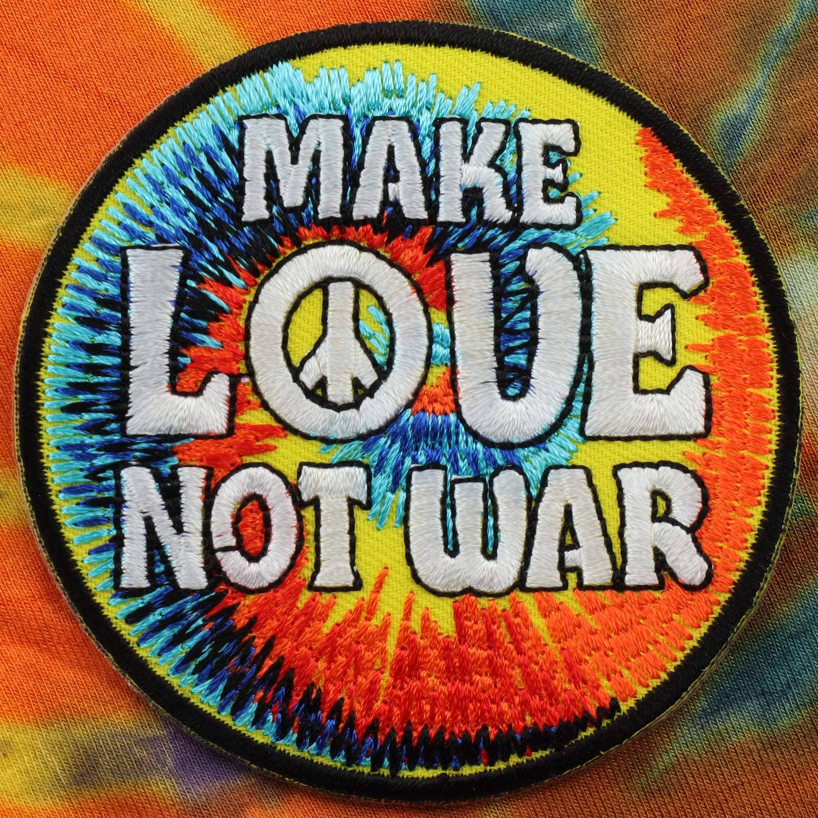 Tribal Trade GmbH - Vente Écusson - Ecusson coloré « Make love not war »1