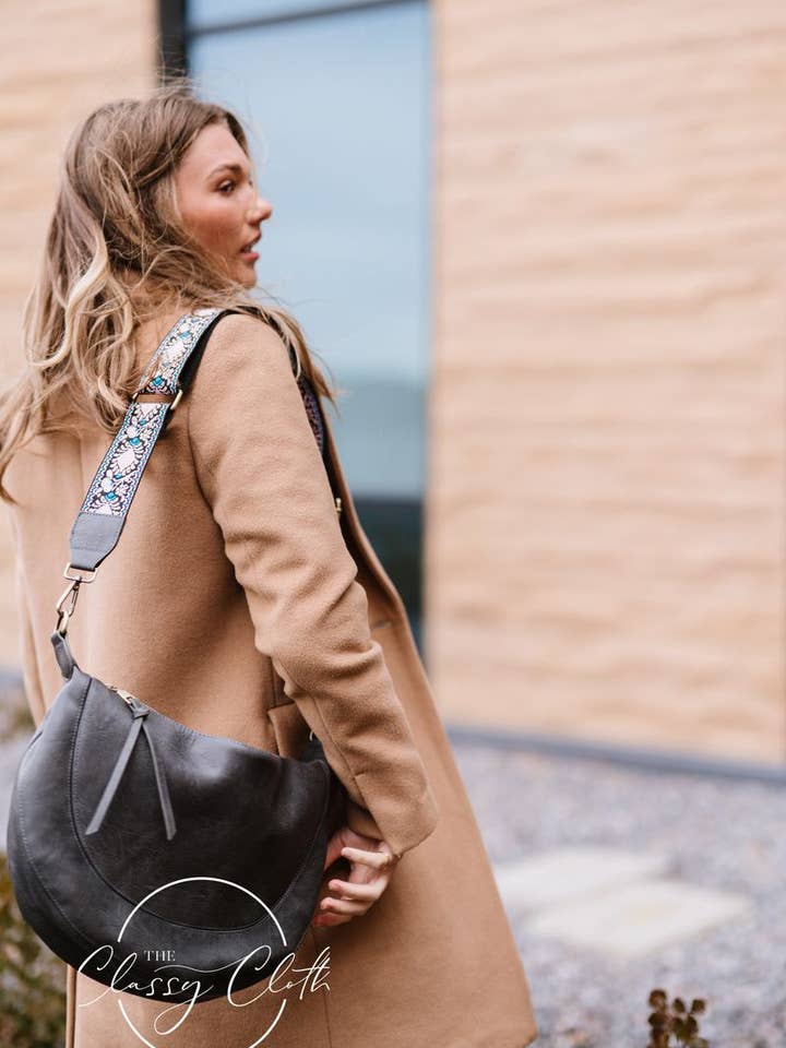 Bolso Camila Crescent Moon - Gris Boho RTS para venta al por mayor de The Classy Cloth WS