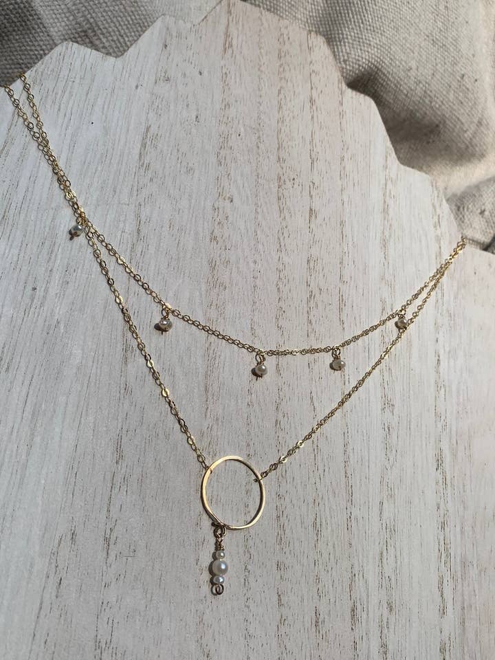 Collier Luna • Perle d'eau douce pour la vente par Woods to Wire