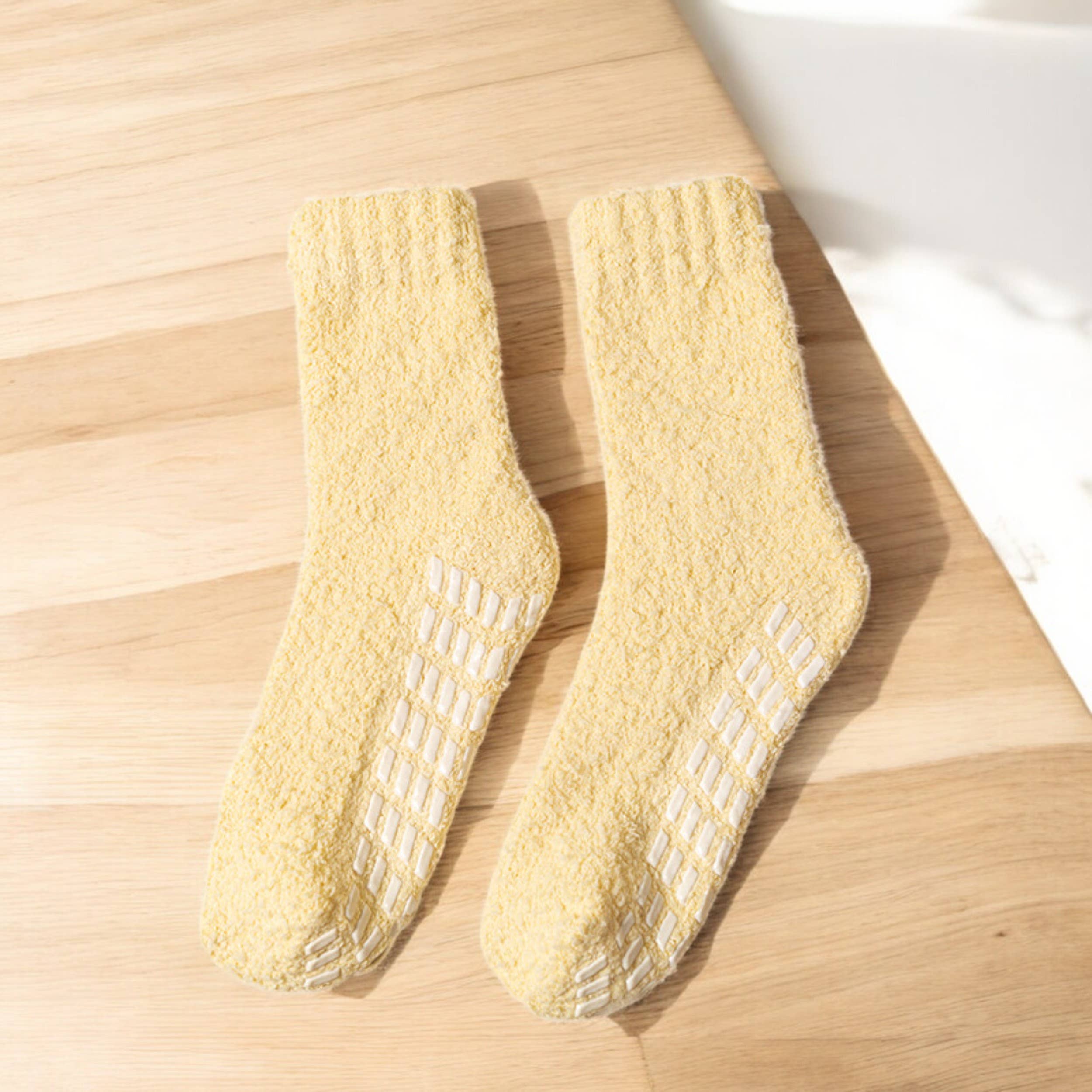 AK Brand – wholesale Socks – Women's – Women's Anti-Slip Fuzzy Socks 3-Pack Indoor Use8