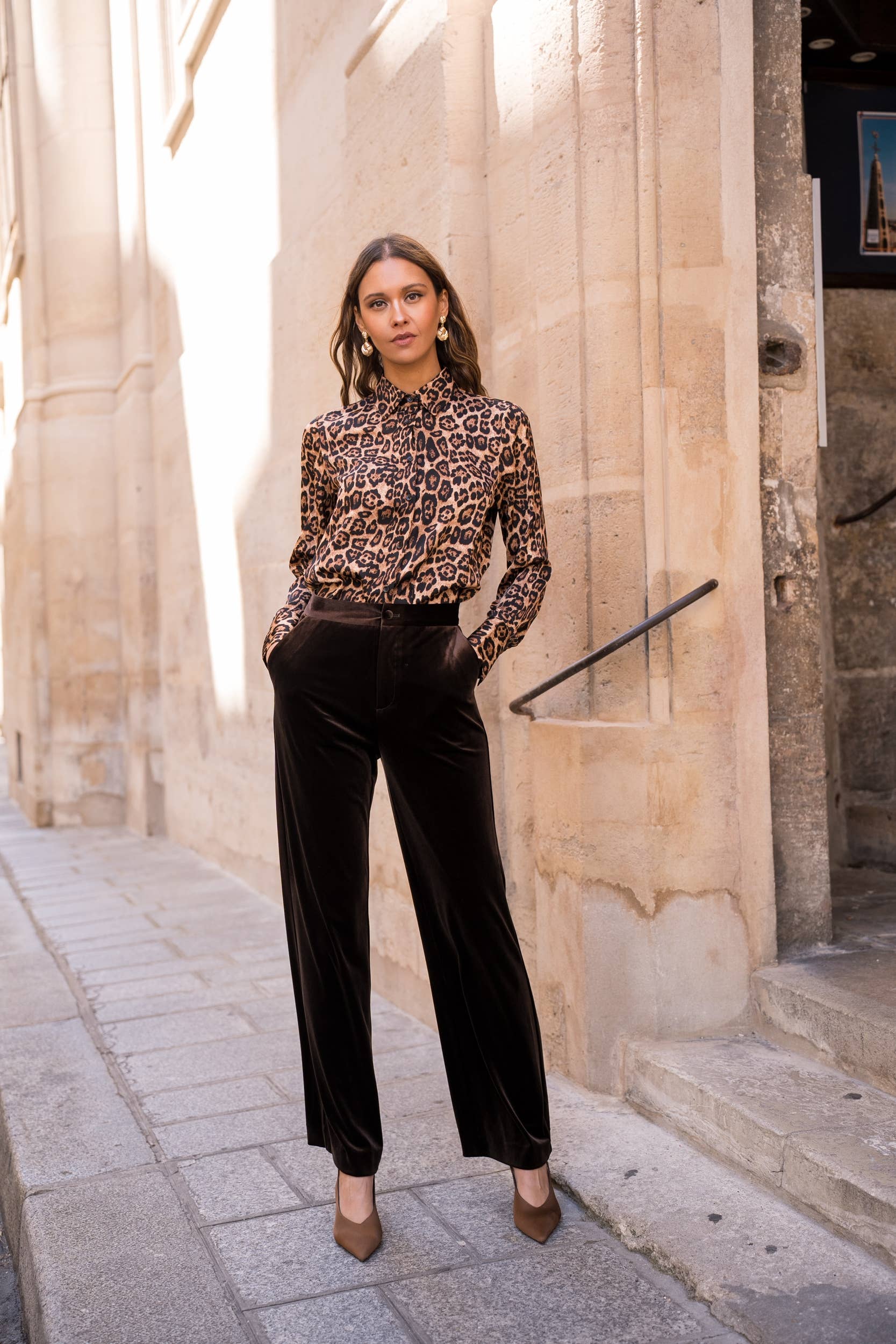 Attentif Paris - Wholesale Button Down Shirt - Women's - Satin shirt with classic notched collar82