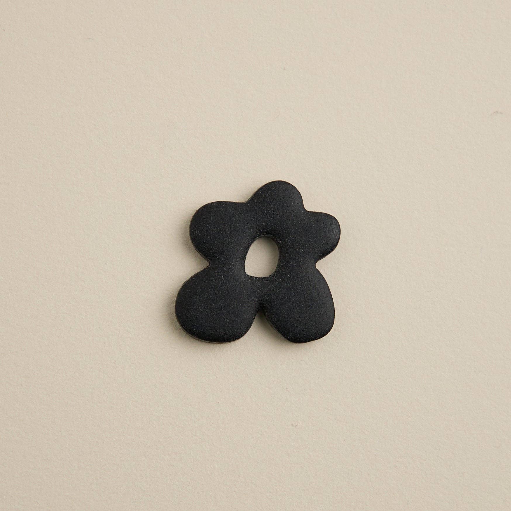 LYHO – Großhandel Hoops – Golnar-Anhänger | Handgefertigter Tonschmuck | LYHO8