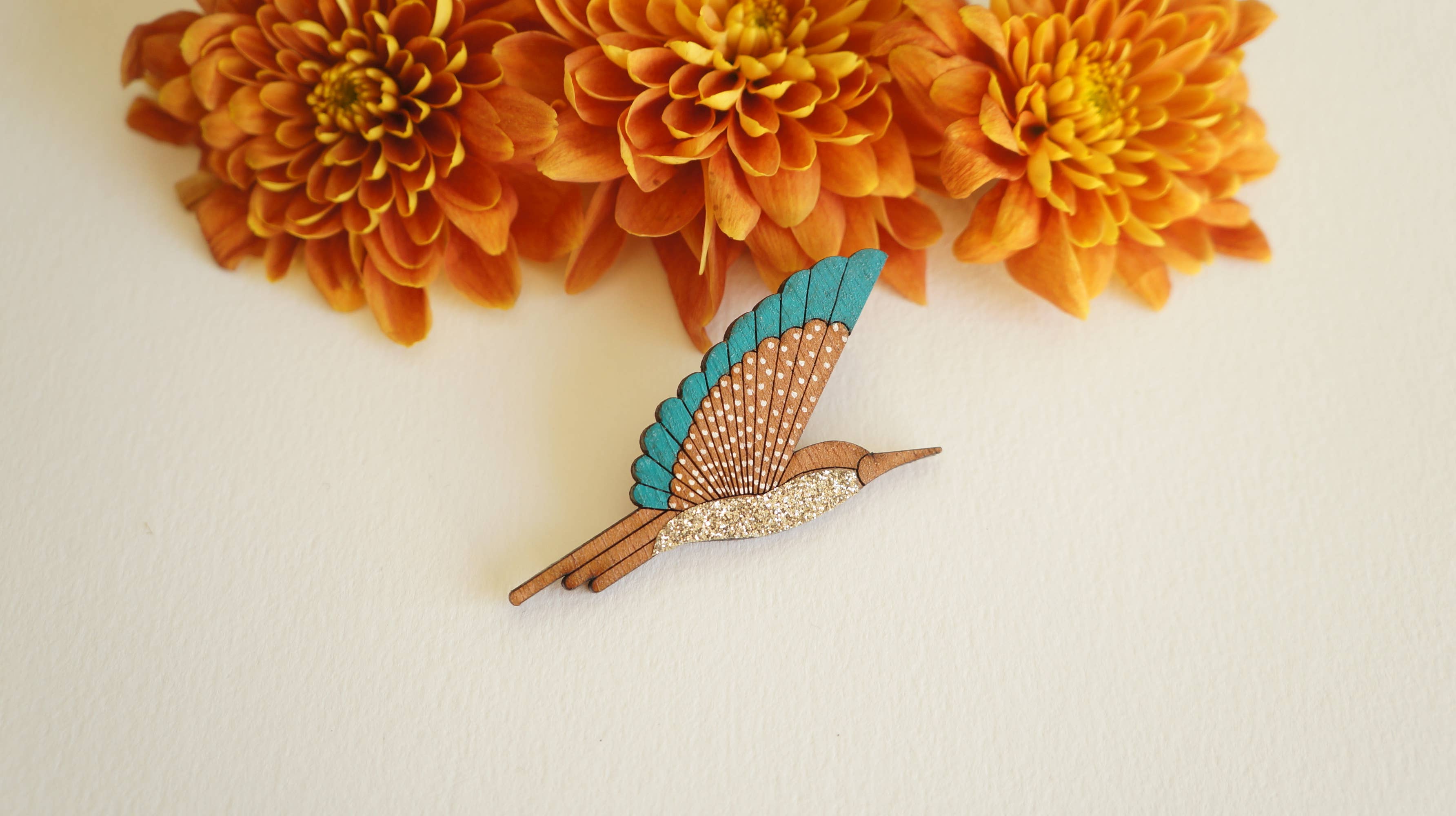 Les Nanas ont du Chic - Wholesale Brooch - Hummingbird Brooch3