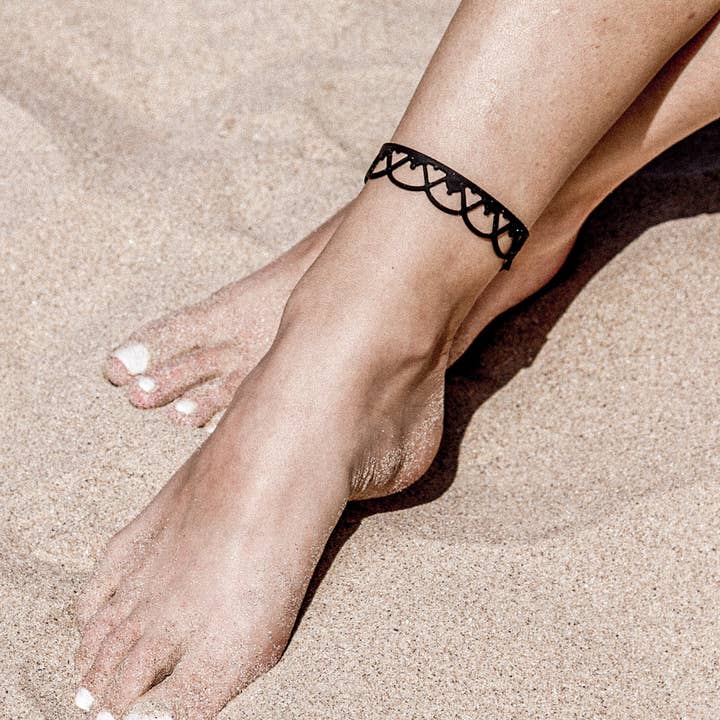 Indiana ankle chain for wholesale by LadyGum