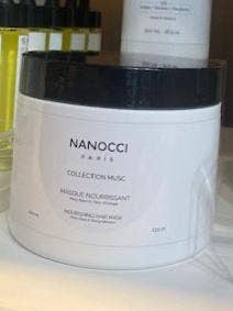 NANOCCI - Vendita all'ingrosso Maschere per capelli - Maschera Idratante - Fiore d'Arancio e Muschio Bianco 400 ml - MUSK COLLECTION1