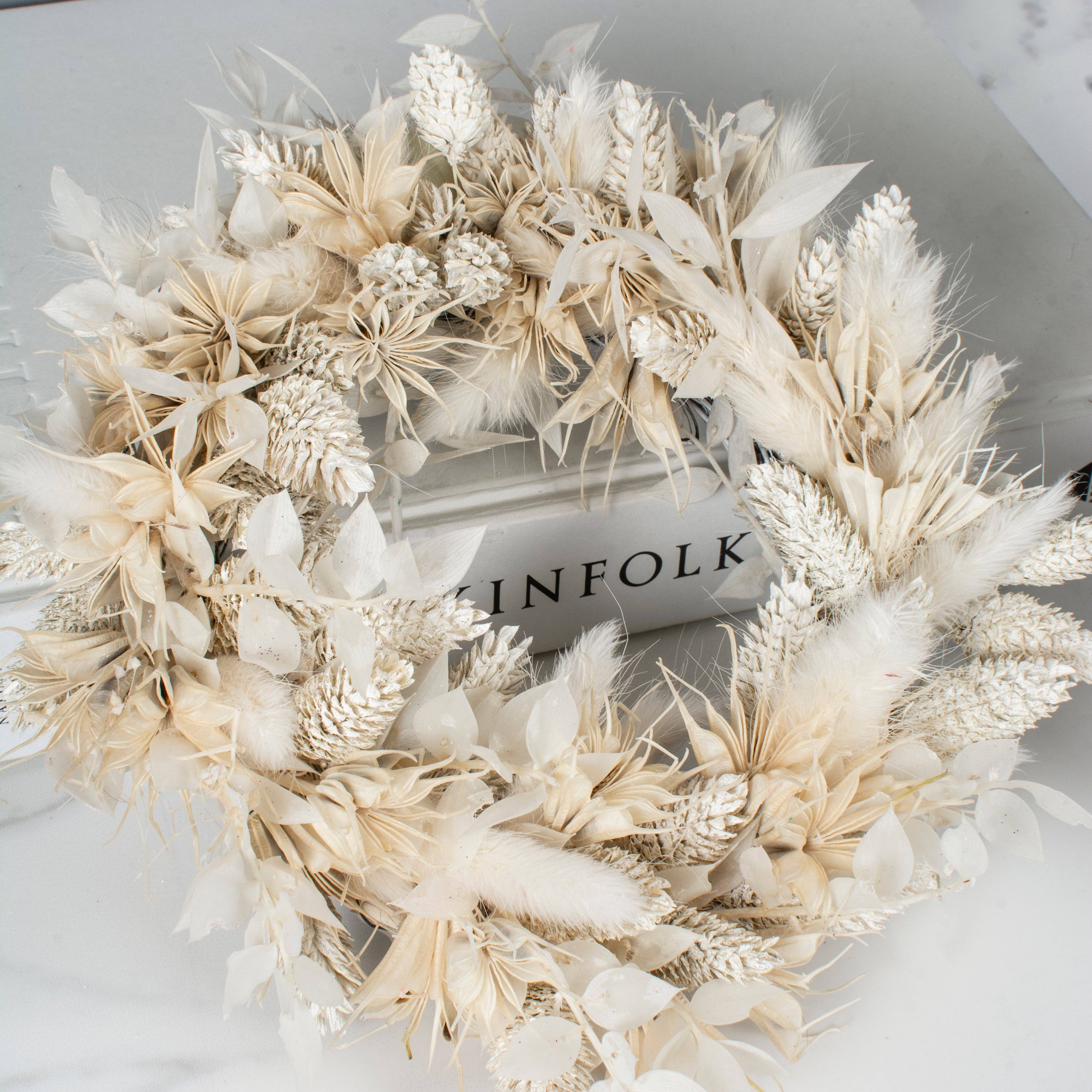 pampas studio uk – wholesale Wreath – ‘Nigella’ Cake hoop2