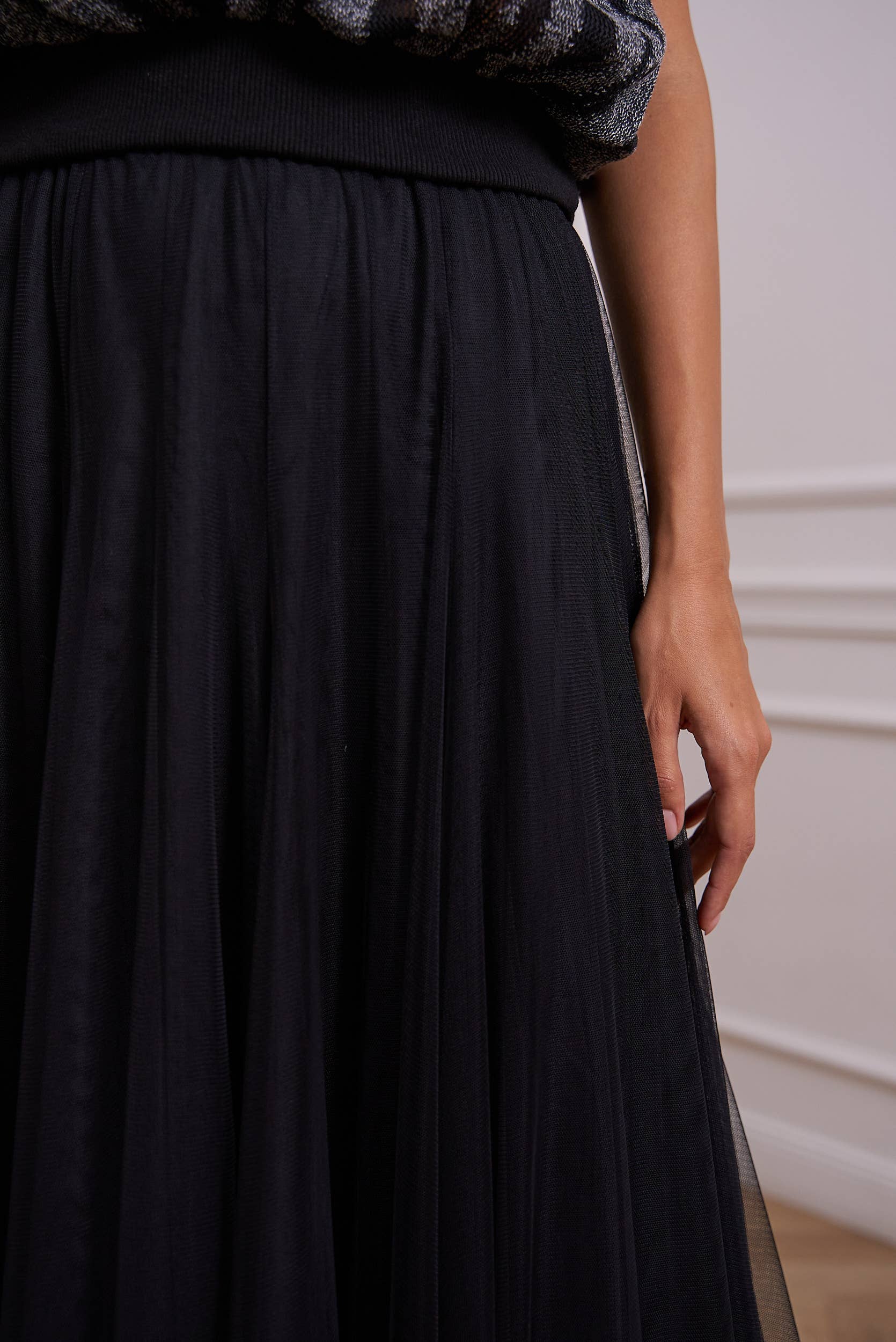 CHOKLATE PARIS (US No duties) - Wholesale Skirt - Women's - Amber tulle slim fit skirt - CK082026