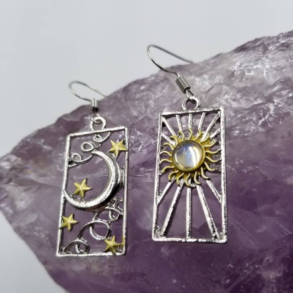 magnolia jewelry - Wholesale Dangle Earrings - Tarot Card Moon and Sun Earrings1