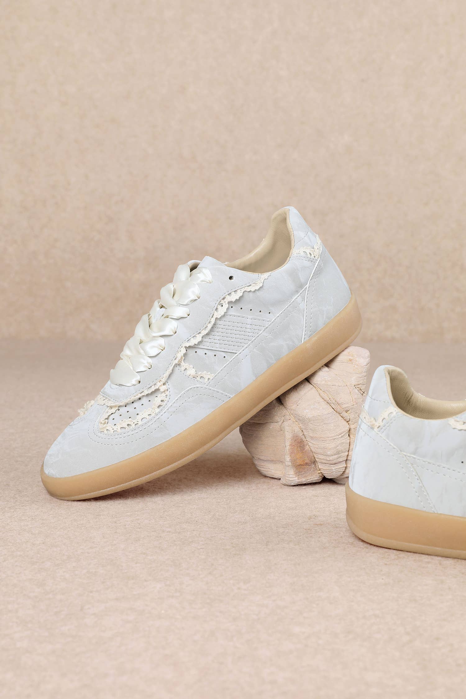 Mis Jes - Wholesale Lifestyle Sneakers - Women's - MX-ELEANOR18