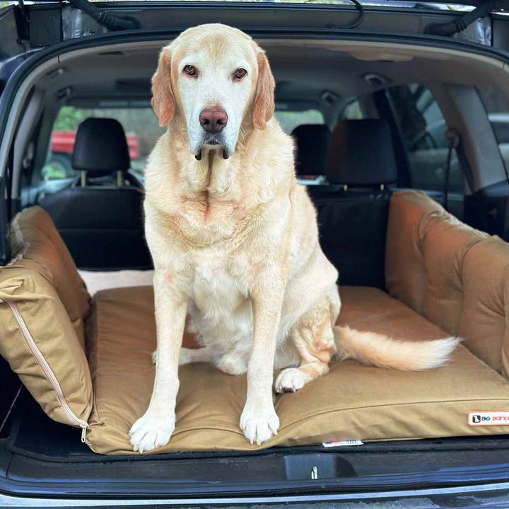 Barker Beds - Wholesale Pet Bed - Dog - Backseat Barker: SUV Edition6