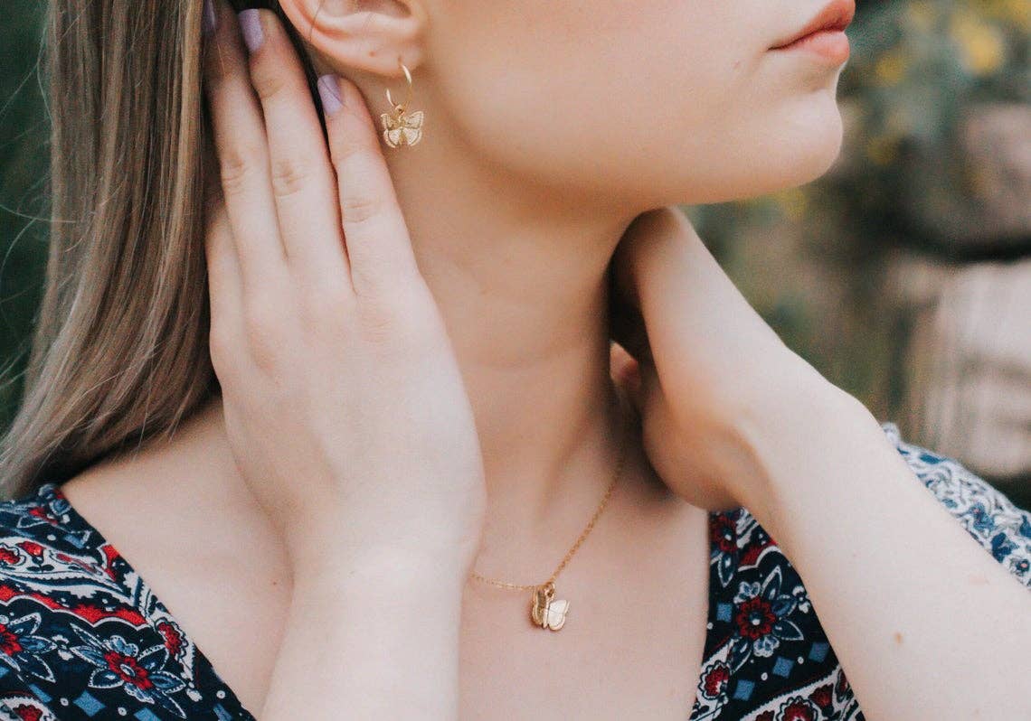 A Worthy Brand - Vente Colliers à pendentif - Collier papillon4