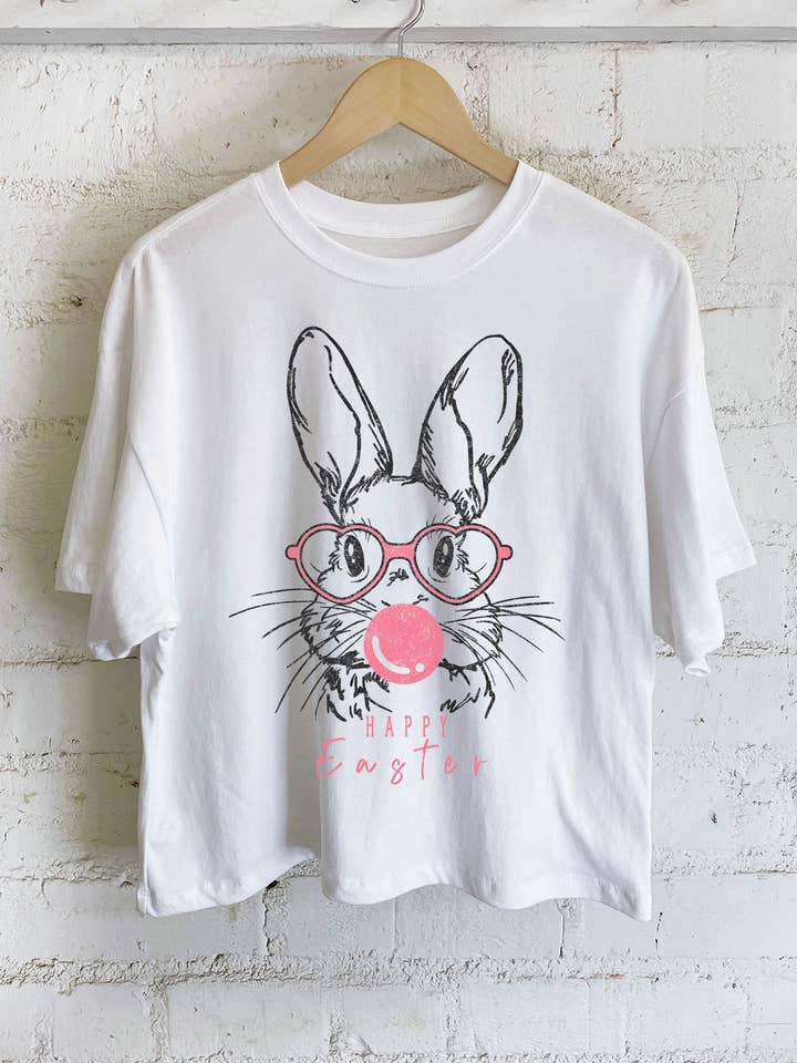 GRAFIK-LANGES CROP-TOP MIT FROHE-OSTERN-HASEN für den Großhandel von Rustee Clothing