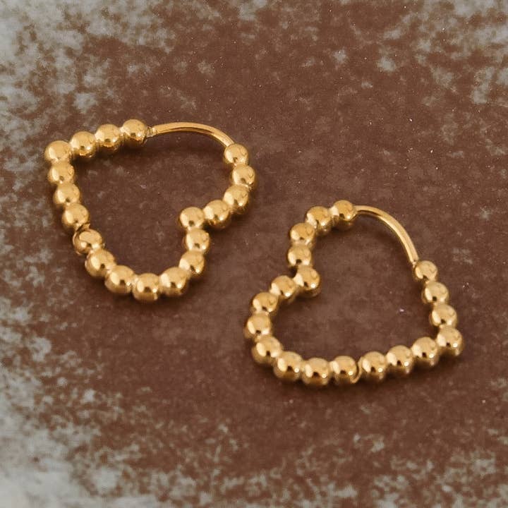 Maxine 18K Gold Non-Tarnish Petite Heart Earring for wholesale on Faire0