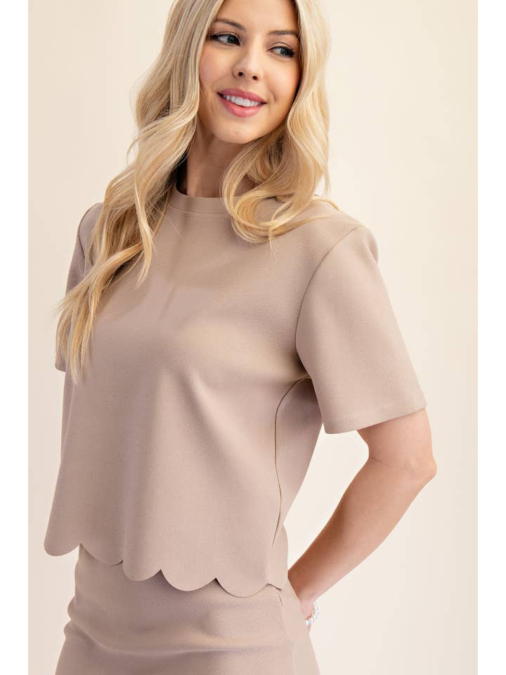 Glam - Wholesale Knit Top - Women's - Short Sleeve Scallop Knit Top