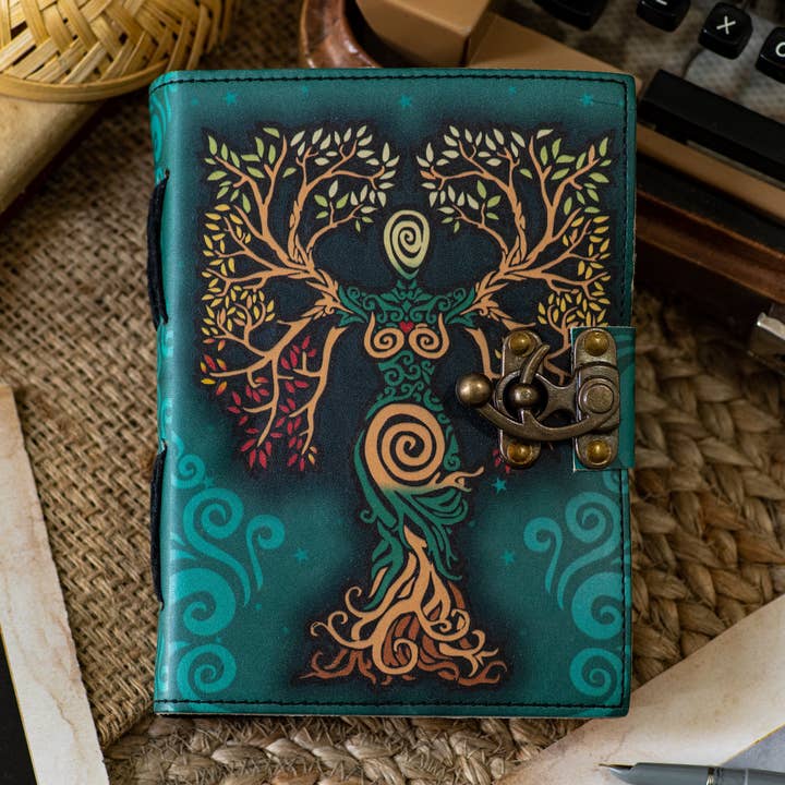 Diario in pelle vintage con stampa della Madre della Terra per la vendita all'ingrosso da parte di R K Handicrafts and Exporters