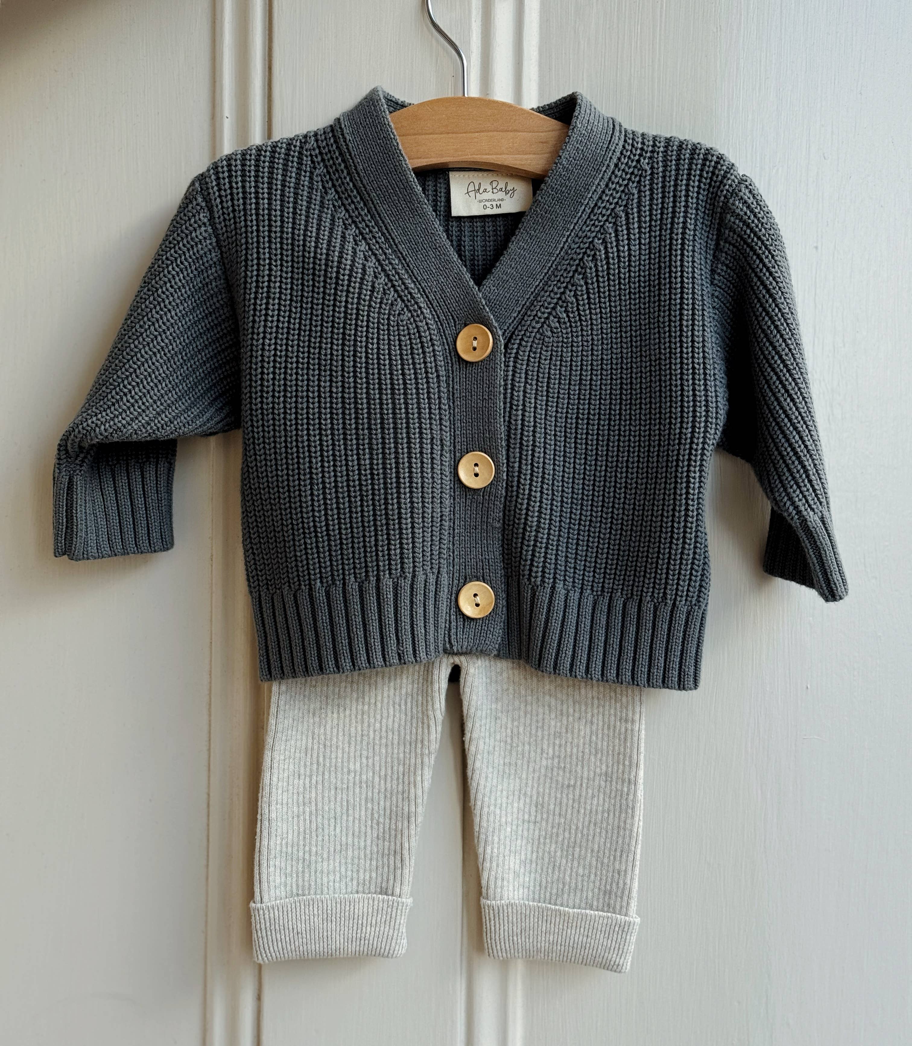 Ada Baby – Großhandel Strickjacke – Baby – Baby-Cardigan-Pullover aus Baumwolle Dunkelgrün