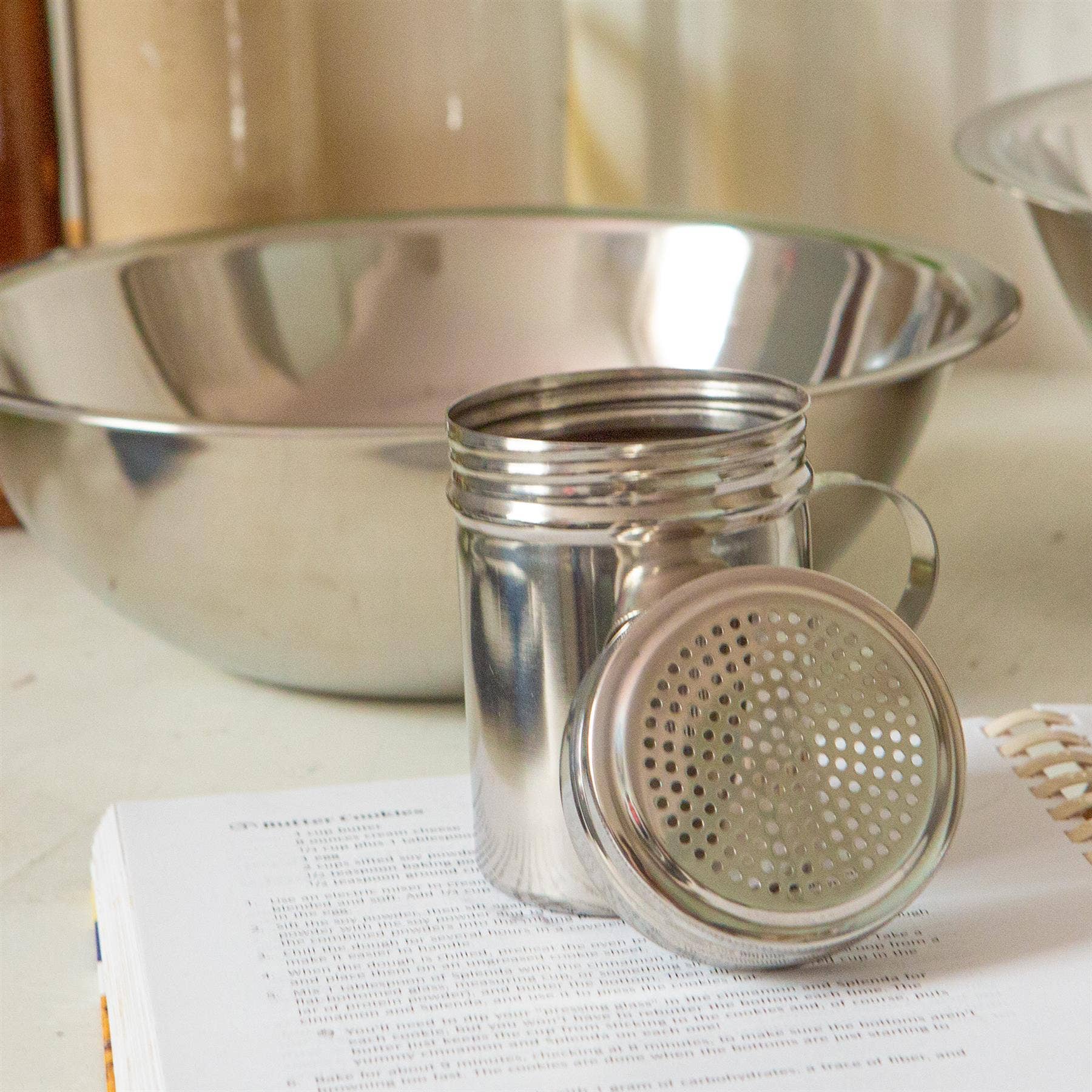 Rinkit Ltd - Wholesale Flour - 300ml Stainless Steel Flour Shaker - By Argon Tableware3