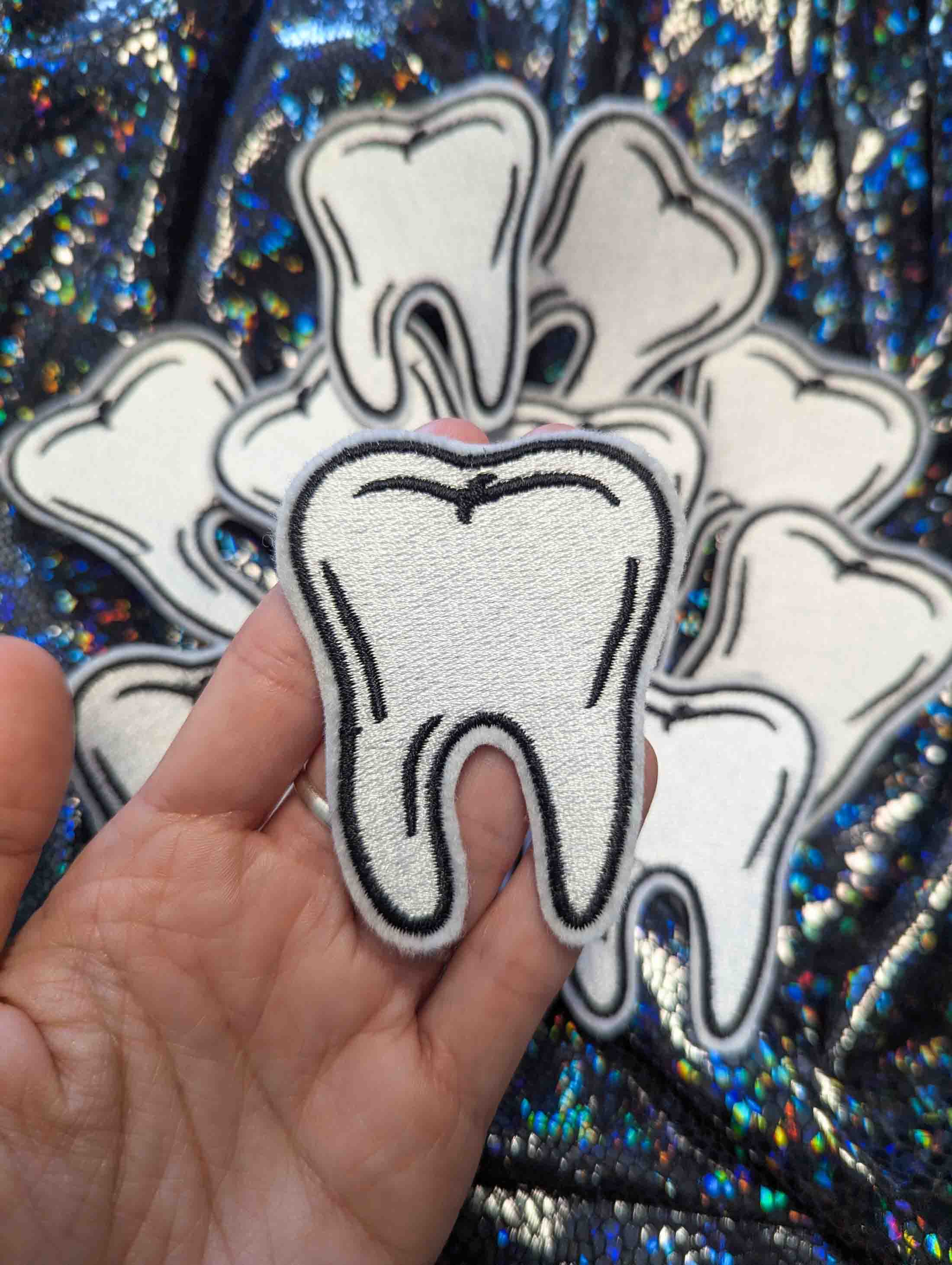 Project Pinup – Emblema por atacado – Ferro Bordado com Dente Molar em Patch3