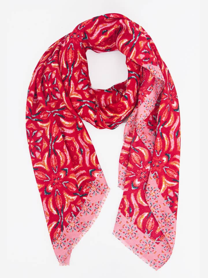 Écharpe légère Paulie - Rouge, mosaïque florale pour la vente par Sarta Accessories