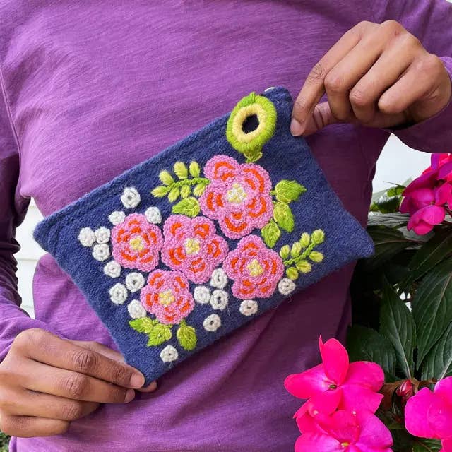 Jenny Krauss - Wholesale Pouch - Women's - Five Dahlias Embroidered Wool Pouch