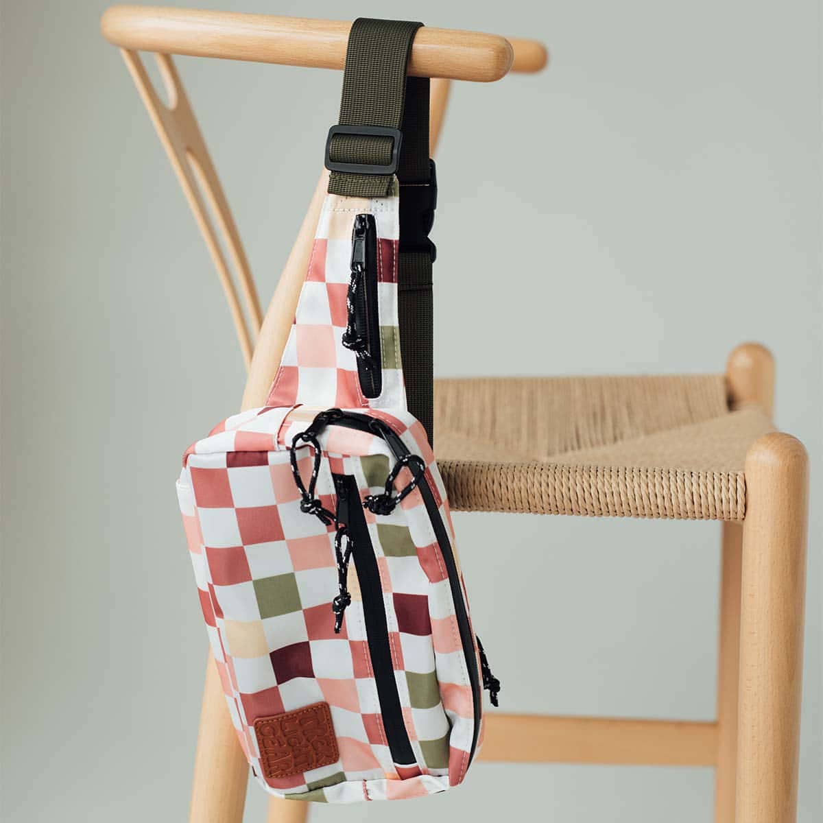 Trek Light - Wholesale Belt Bag - Unisex - Everyday Fanny Pack & Crossbody Bag | Checkers | Women's Bag4