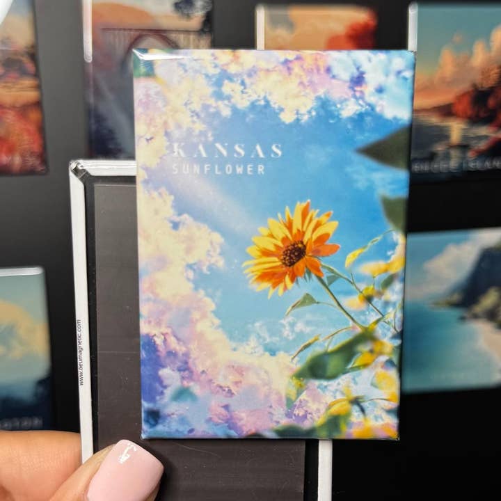 State Flower Magnet - Kansas Sunflower - Scenic Design for wholesale by Tieu Magnetic
