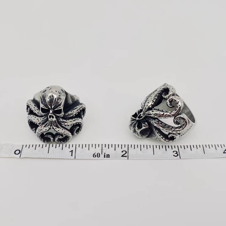 Mio Queena - Wholesale Signet Ring - Punk Style Stainless Steel Skull Octopus Men's Ring - MJ/MR