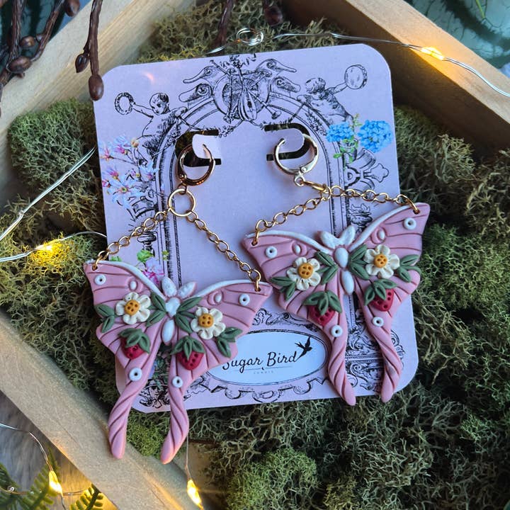 Sugar Bird Jewels - Wholesale Dangle Earrings - Strawberry cake moths 0