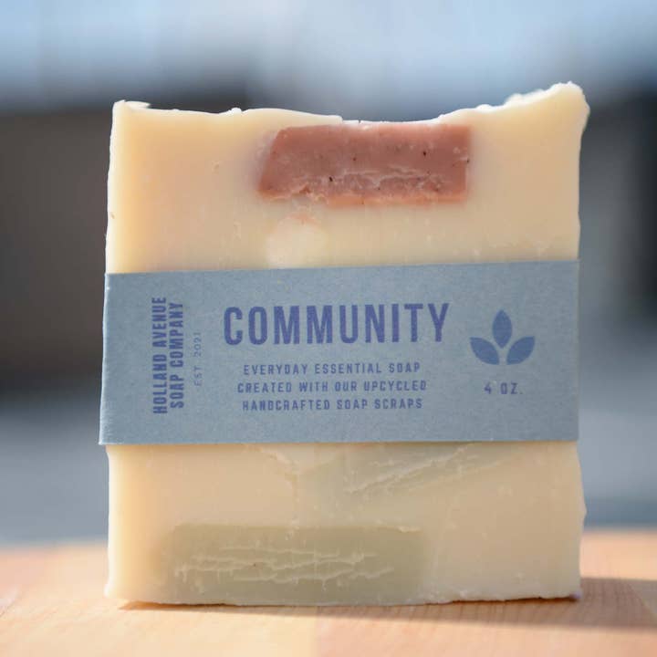 Savon en barre à l'eau de mer Community Mosaic pour la vente par Holland Avenue Soap Company