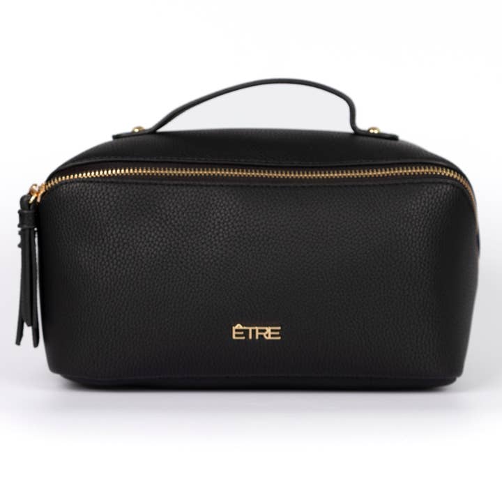 Trousse de toilette Mila - Cuir synthétique grainé noir pour la vente par ÊTRE
