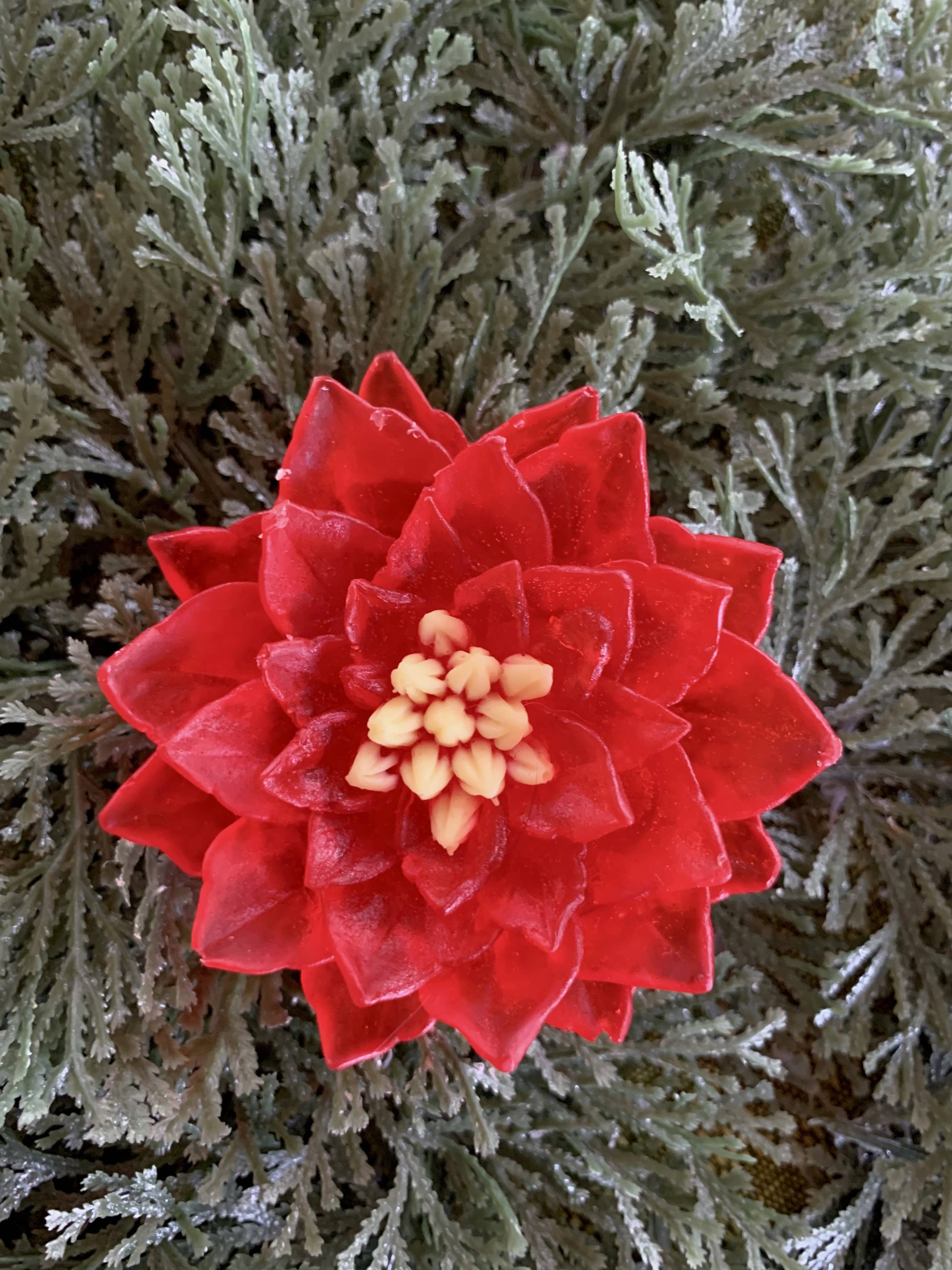 3D Red Poinsettia Soap: Christmas Soaps | Holiday gifts for wholesale on Faire0