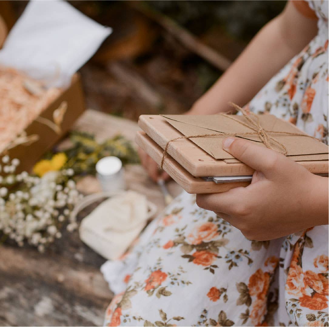 Poppy & Daisy Designs - Vente Kit de bricolage - Presse à fleurs1