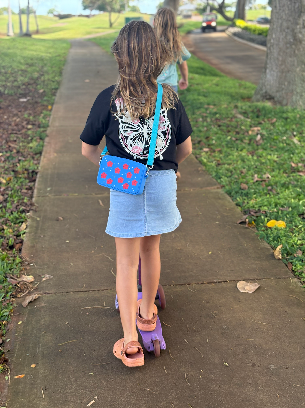 Left Right Design - Wholesale Crossbody Bag - Kids - MyCharm Purse -silicone, customizable, vibrant and versatile12