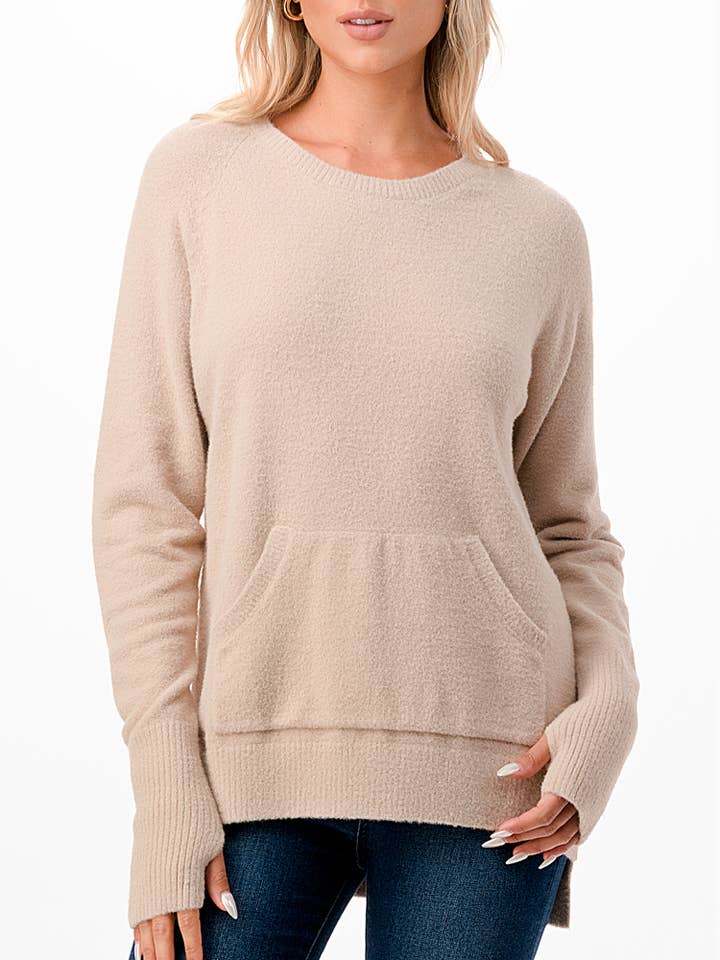 Zacht geborsteld gebreide sweatertop met duimgat en zak voor wholesale door LA Wholesale