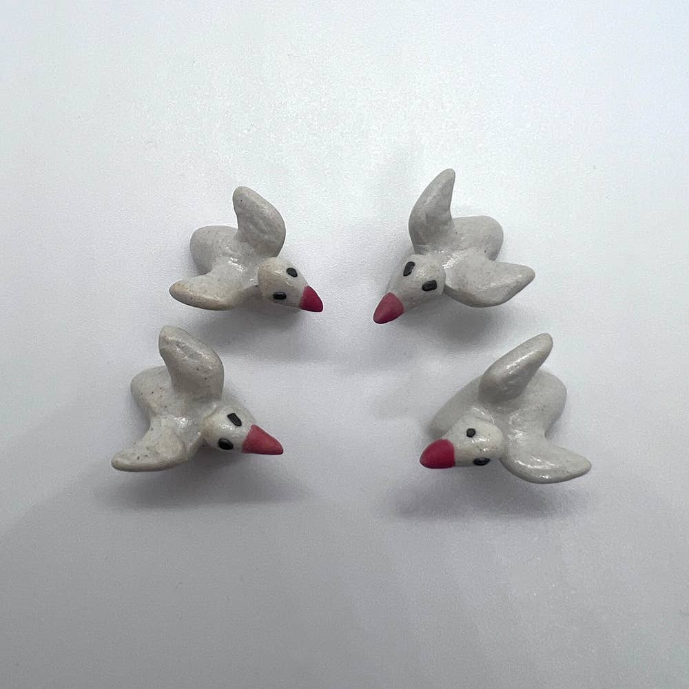 VIE - Wholesale Decorative Figurine - Mini Ceramic Figurine, Assorted Colour, Approx. 2cm135