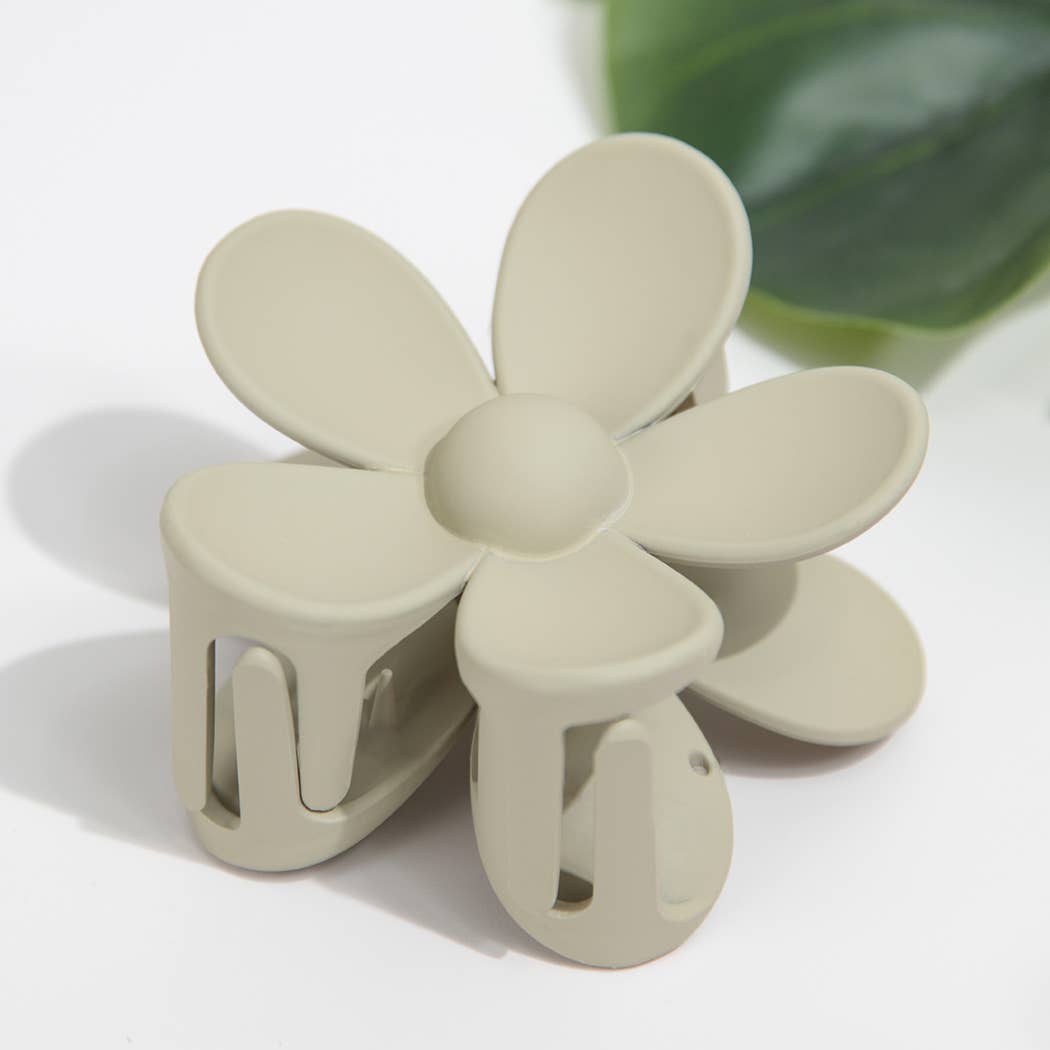 TheDivaSoap - Vente Pince à cheveux – femme - Pince à épingle en forme de marguerite de 2,75 po, couleur unie mate1