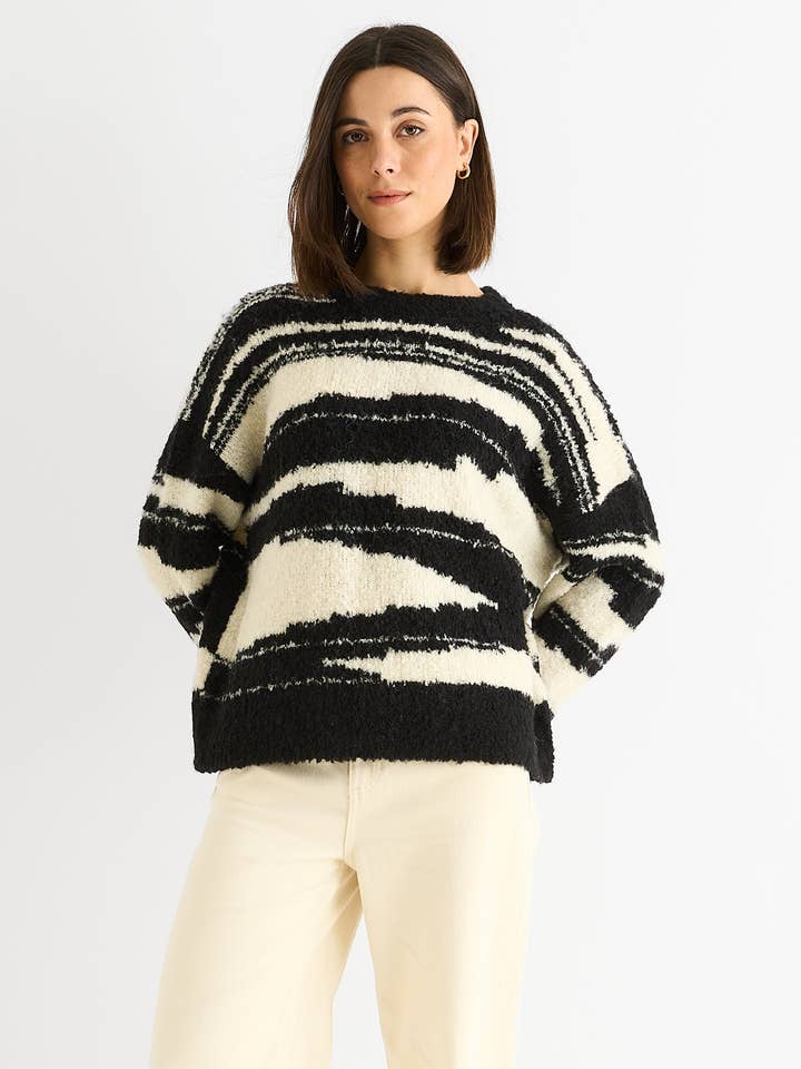 Mono abstrakt oversized genbrugsstriktrøje for engroshandel hos GINI LONDON