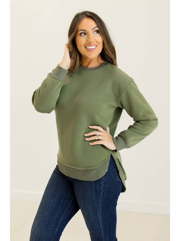 Hunter Green Fleece Sweatshirt for wholesale on Faire3