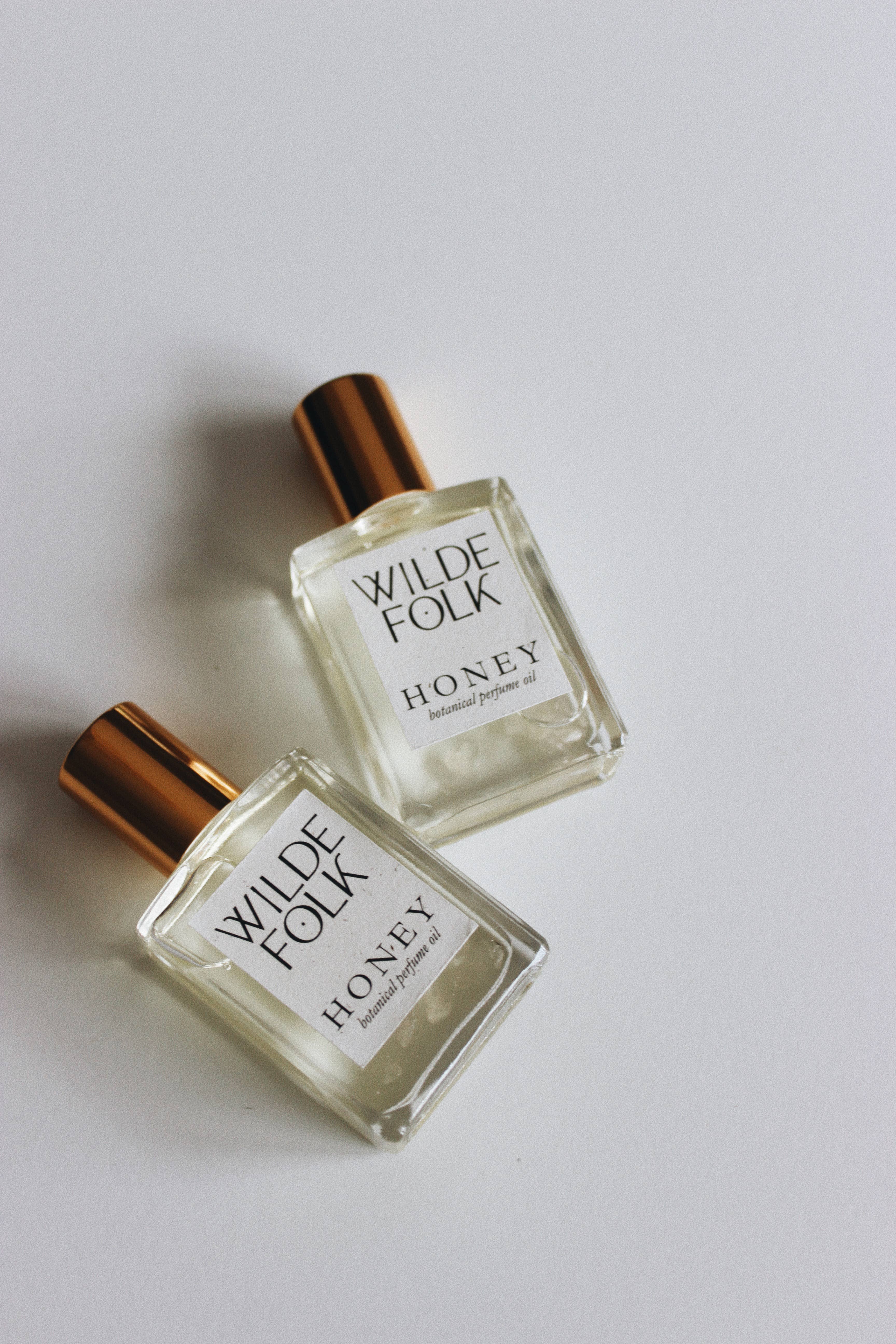 Wilde Folk - Wholesale Roll-On Fragrance - Honey Perfume Oil – Ylang Ylang, Vanilla & Sandalwood, 15mL