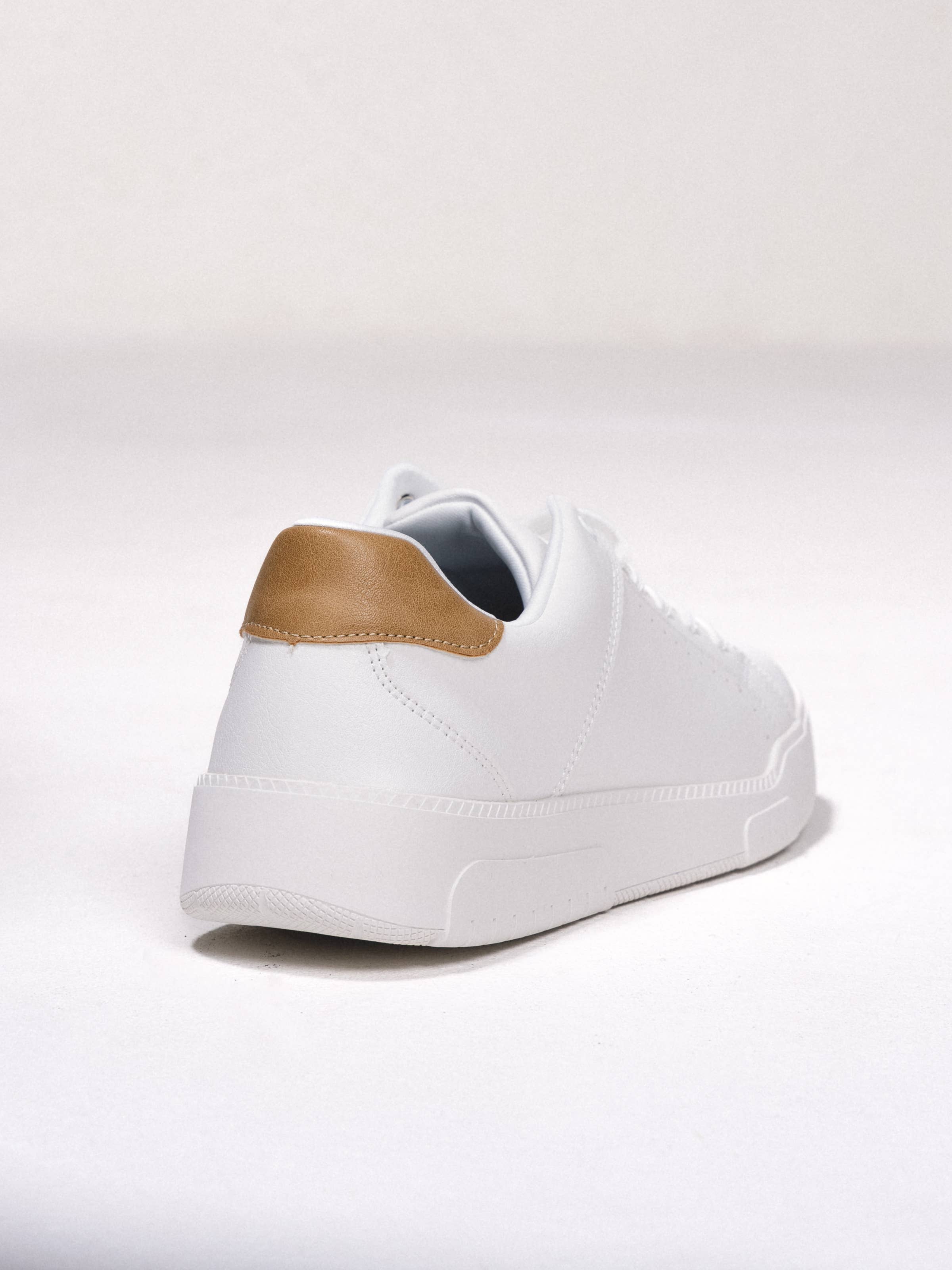 White 249956 - SAPATILHAS 100%PU for wholesale on Faire2